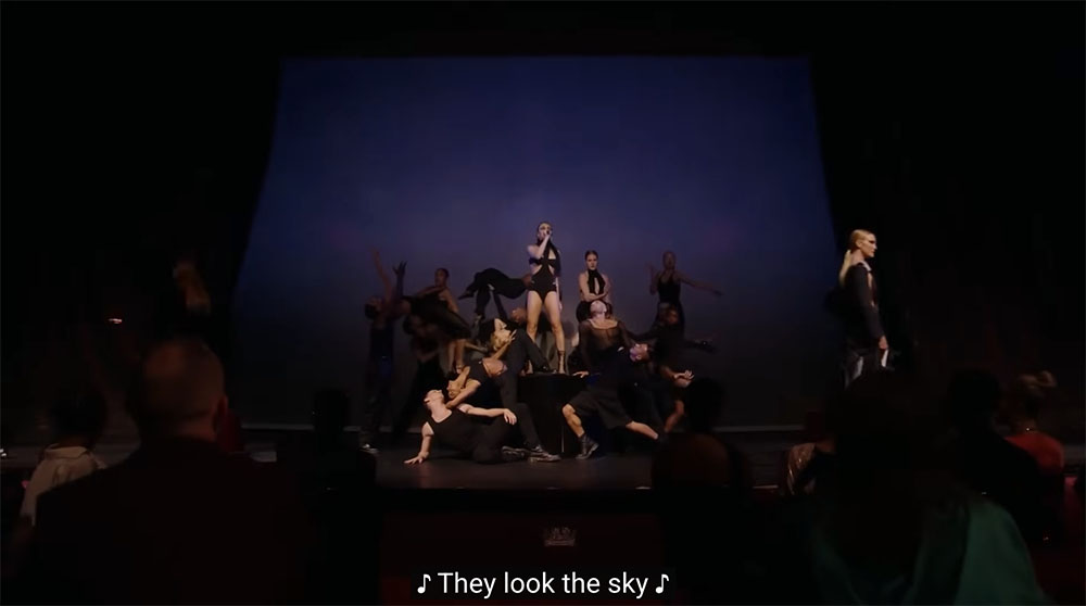 FKA Twigs Performs “It’s a Fine Day” at Vogue World: London