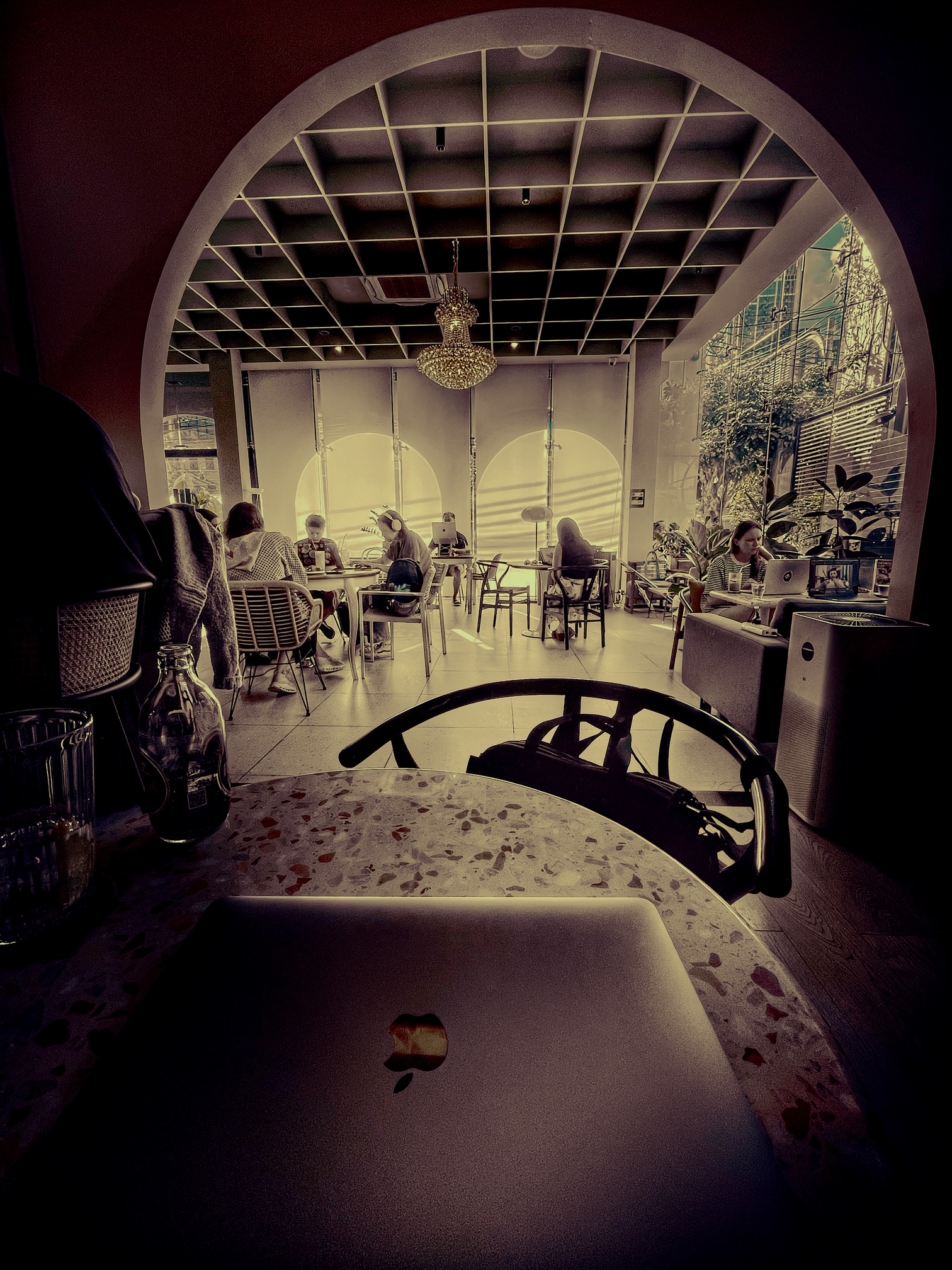 Mark Daniels – The Cafe